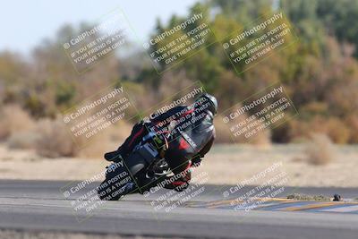 media/Dec-18-2022-SoCal Trackdays (Sun) [[8099a50955]]/Turn 7 Backside (1125am)/